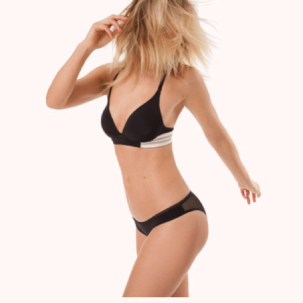 Lively No Wire Bra New